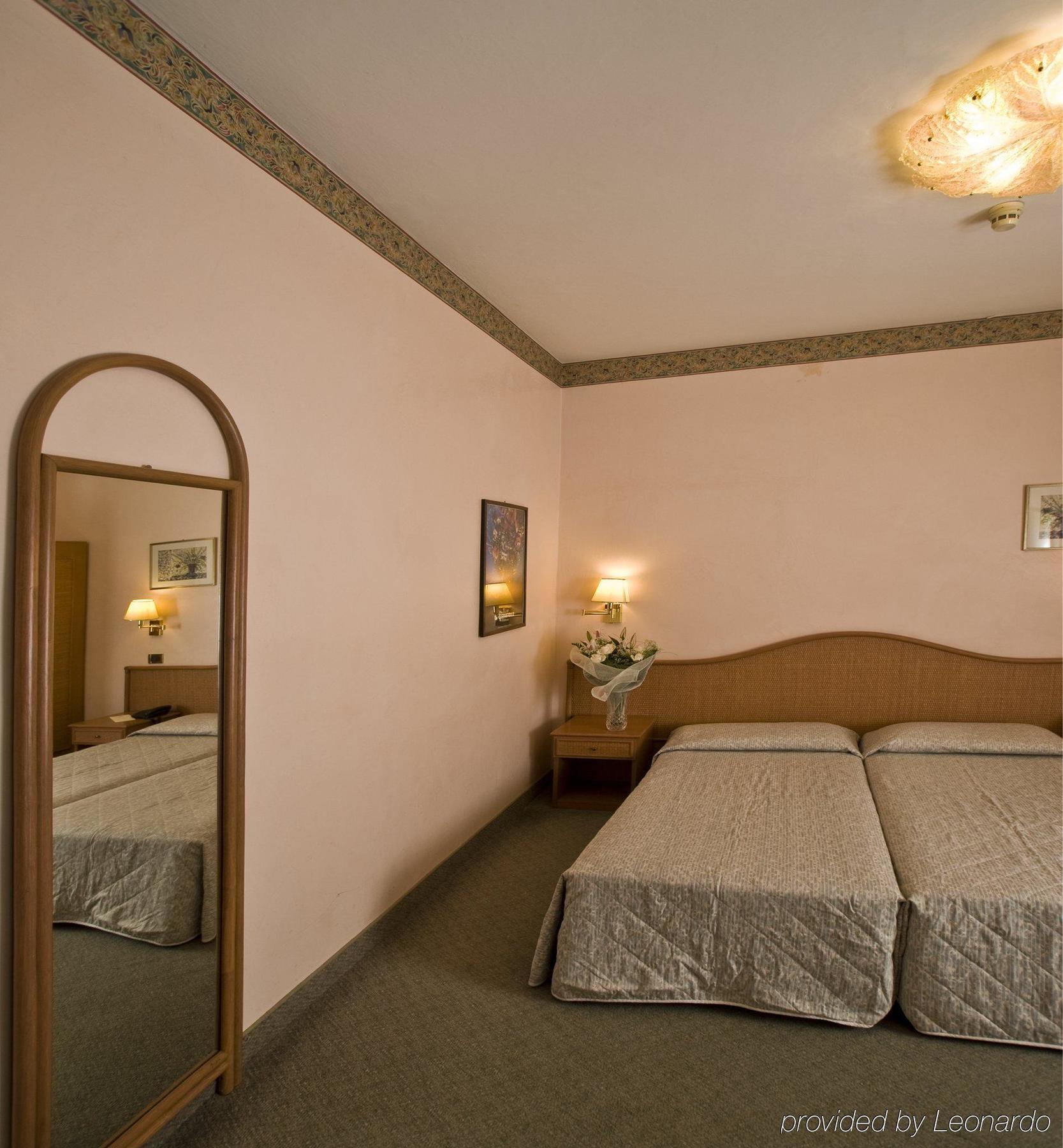 Hotel Villa Tiziana Венеция Лидо Екстериор снимка