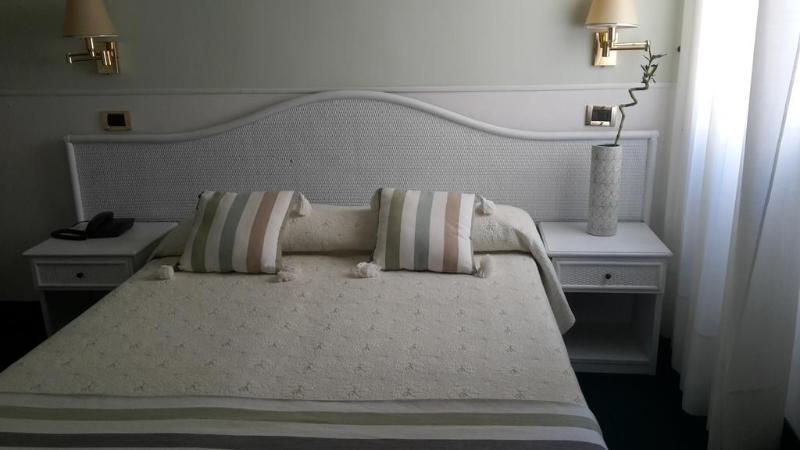 Hotel Villa Tiziana Венеция Лидо Екстериор снимка