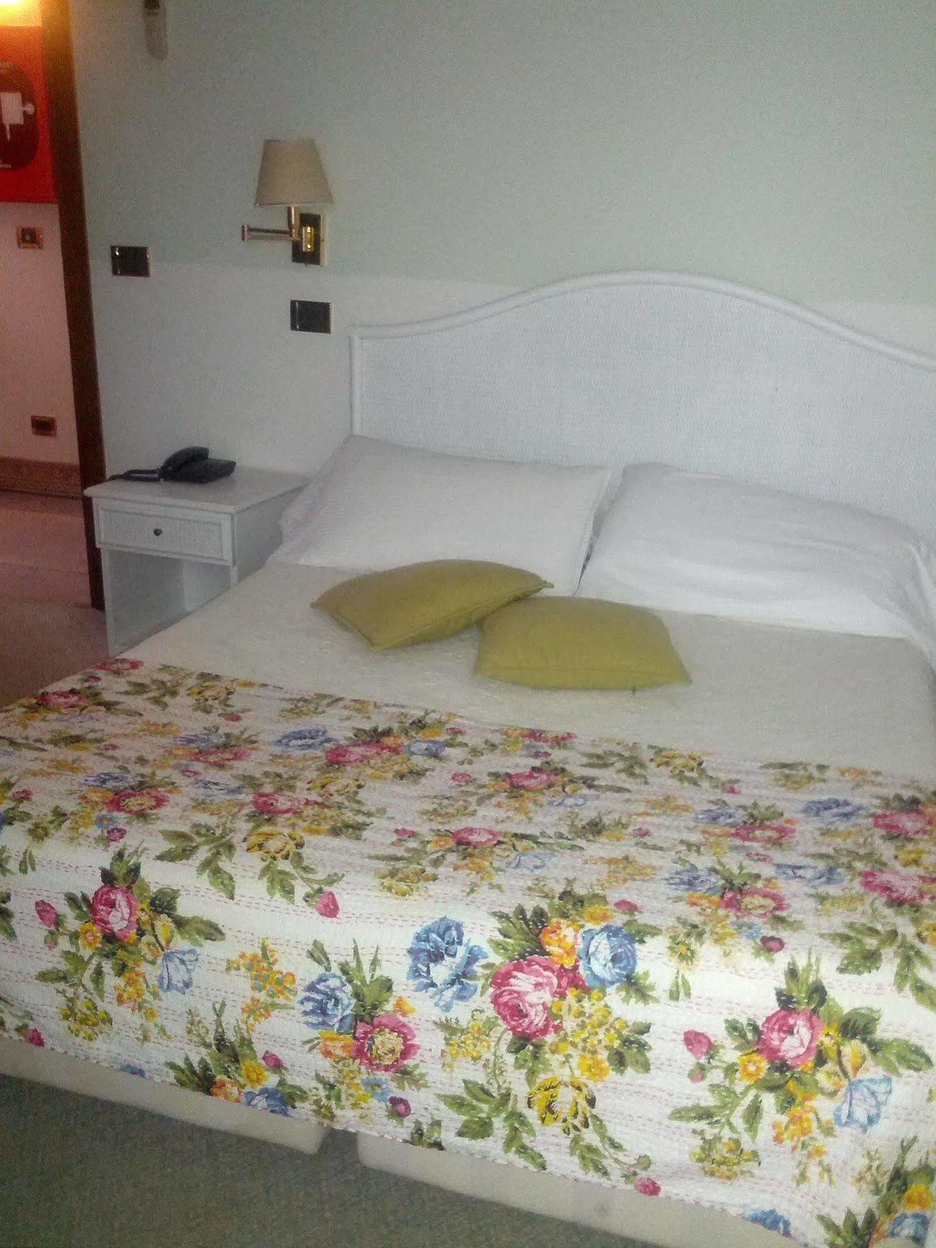 Hotel Villa Tiziana Венеция Лидо Екстериор снимка
